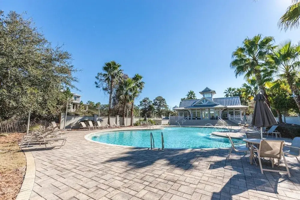 Grande Pointe Home by RedAwning