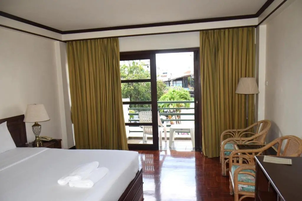 Puangpen Villa Hotel