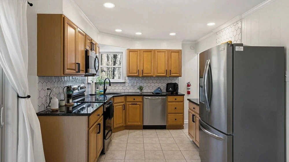 Estates Drive by Avantstay Pocono Cabin + Deck + Firepit Near Big Boulder & Jack Frost