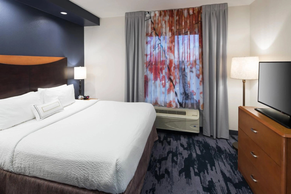 Fairfield by Marriott Inn & Suites Orlando at SeaWorld