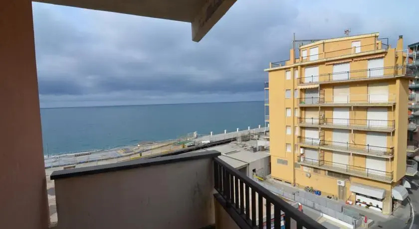 Miramare Deiva