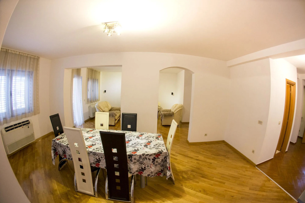 SMS Apartments