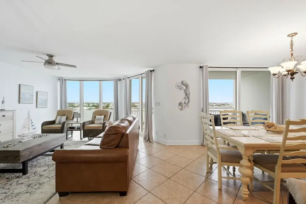 Seaspray Riverside 712