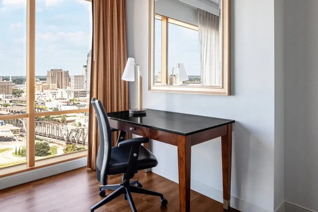 Horseshoe Bossier City, A Caesars Destination