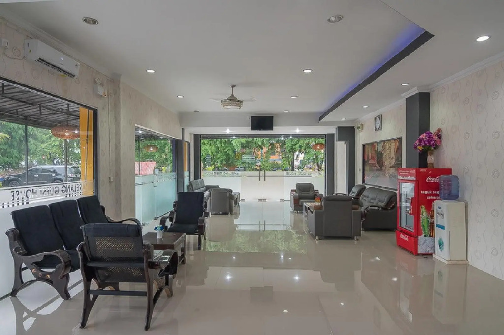 RedDoorz Near RSUD Embung Fatimah Batam