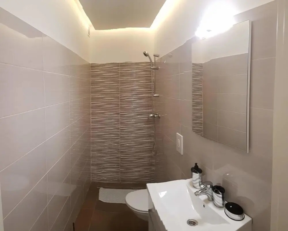 APARTMANI GOMILA