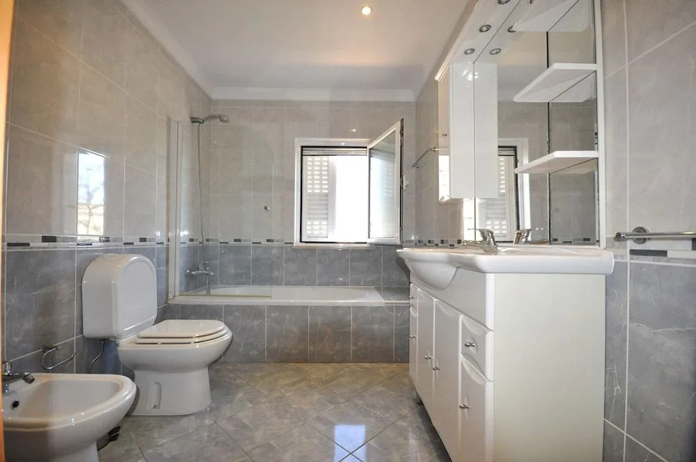 Large 3 bedroom private pool villa in Vilasol Resort