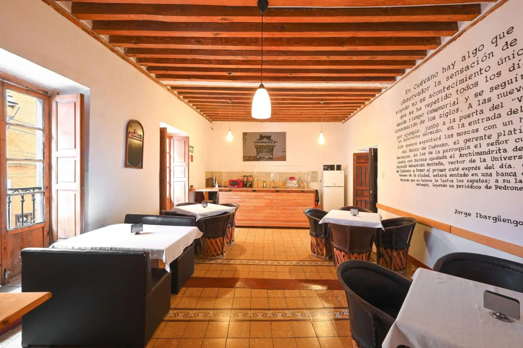 Hotel Meson Cuevano