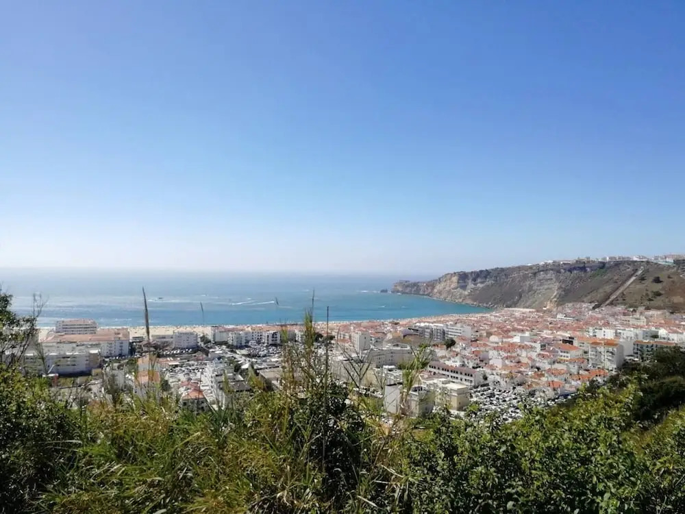 2 Bed Flat - Sleeps 5 - Parking - Wifi