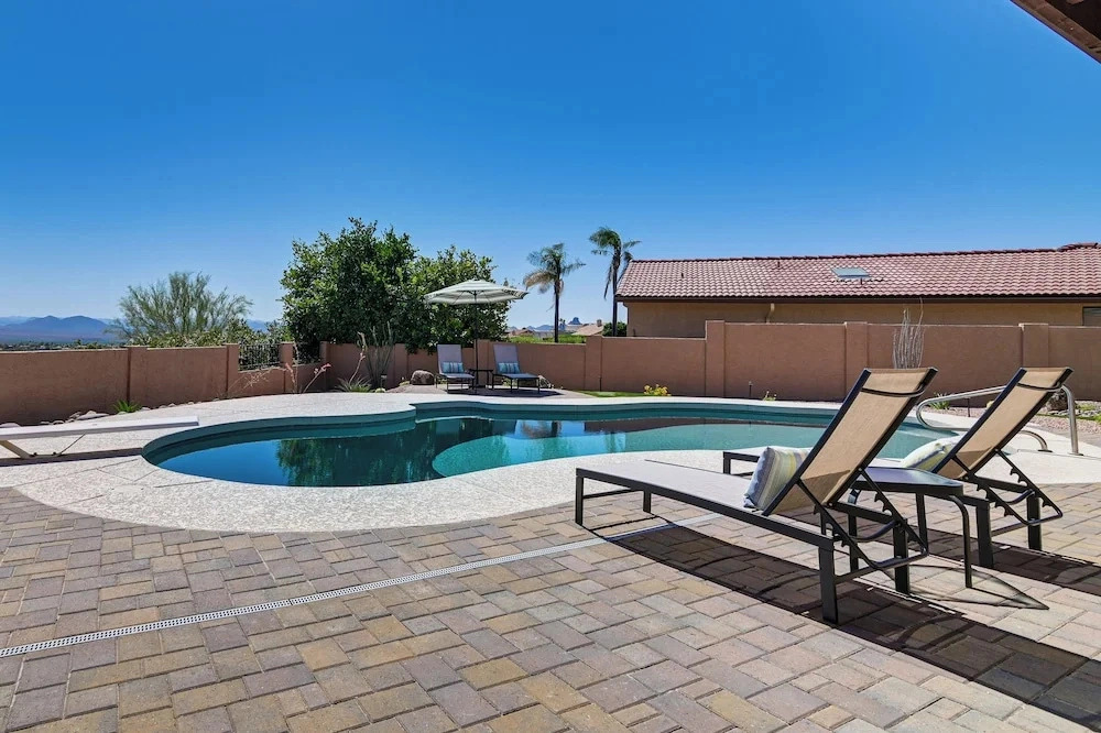 Sweeping Mtn Views & Hot Tub: Fountain Hills Oasis