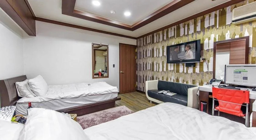 MK Hotel