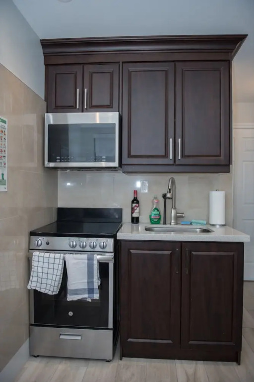 Furnished Downtown Toronto Suites