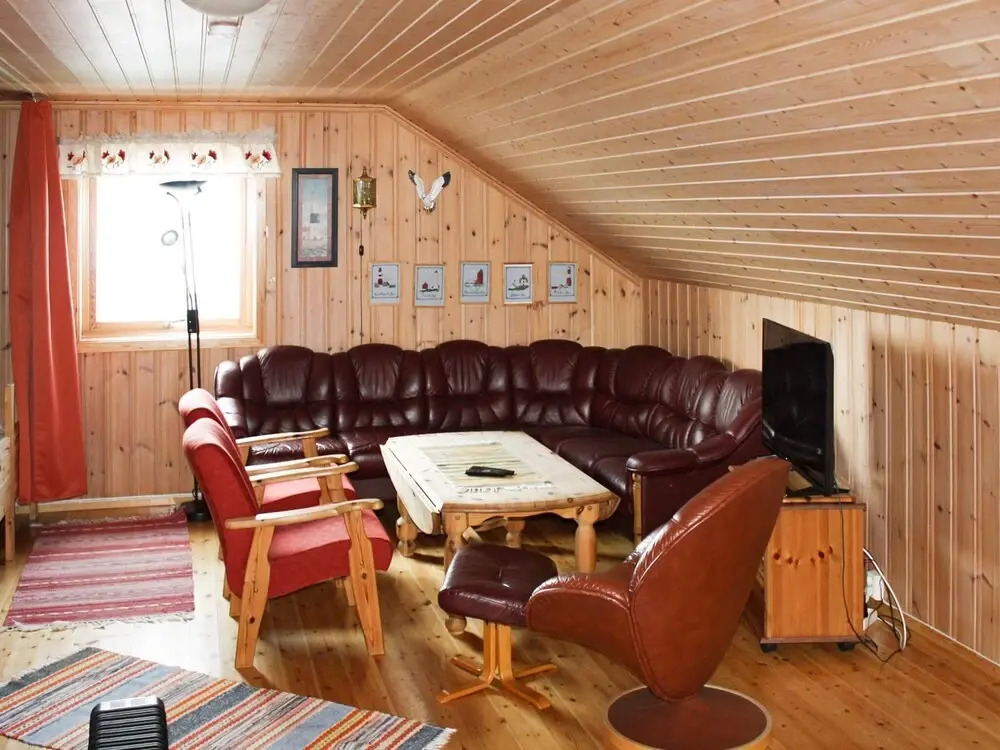 6 person holiday home in Brekstad