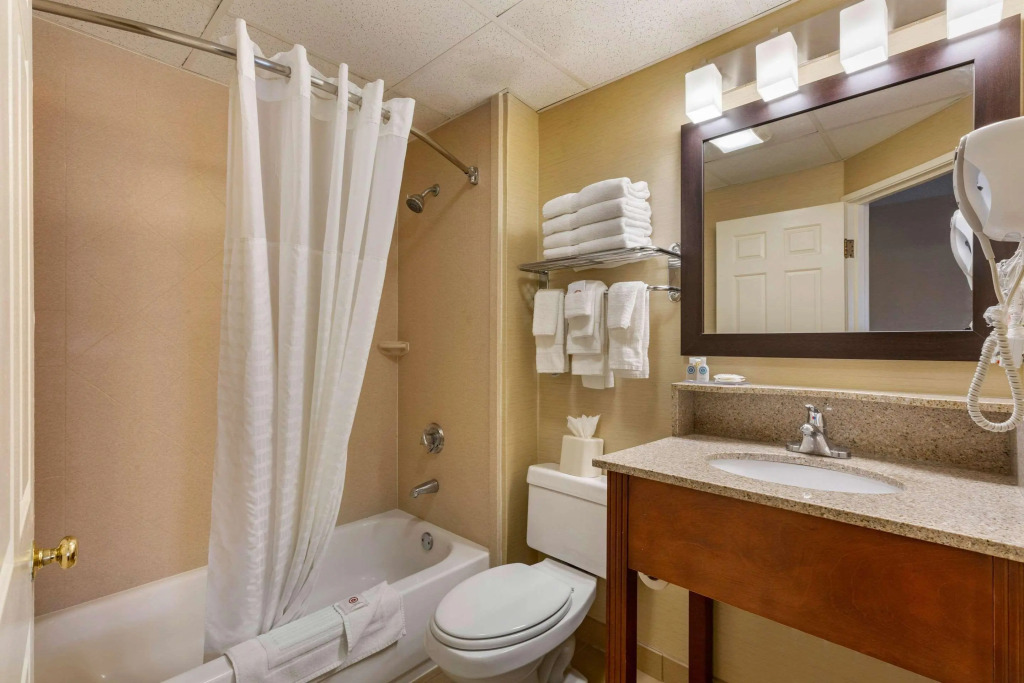 Comfort Inn Auburn-Worcester