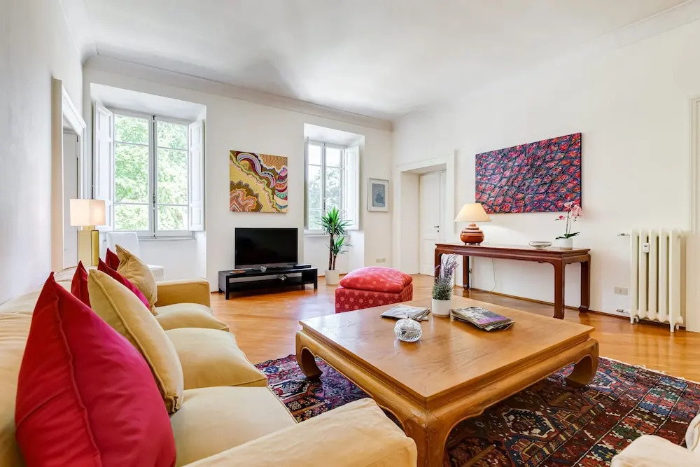 Luxury apartment in the center of Rome