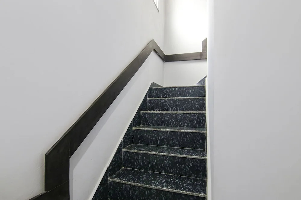 Fabhotel City Stay