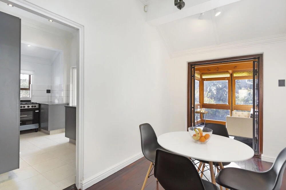 Bradwell House by HostAgents