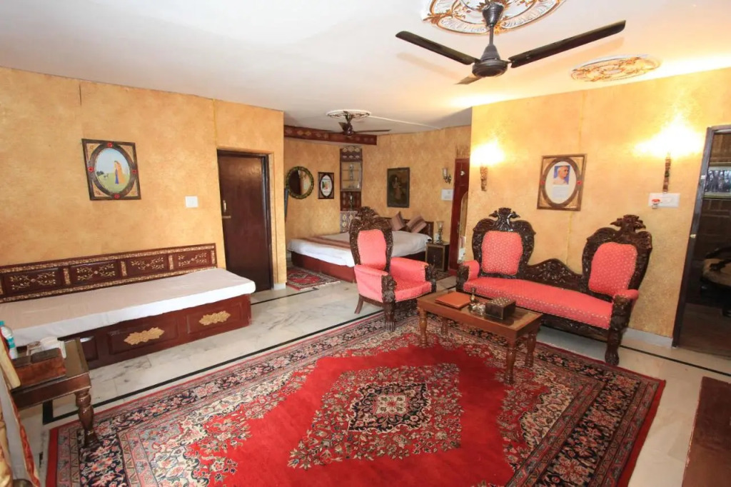 WelcomHeritage Grace Hotel