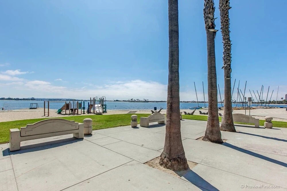 Scenic 4br/3.5ba in PB by Domio