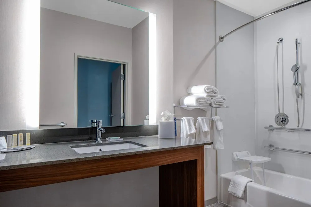 Fairfield by Marriott Inn & Suites Dallas McKinney