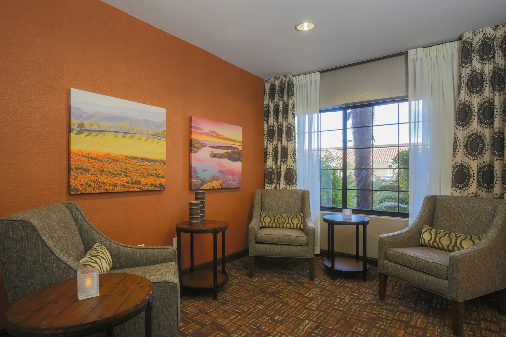 Hampton Inn & Suites Camarillo