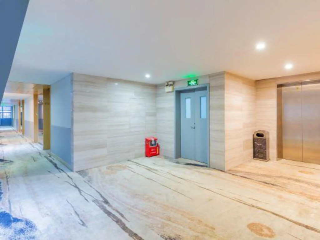 Dream Face Hotel