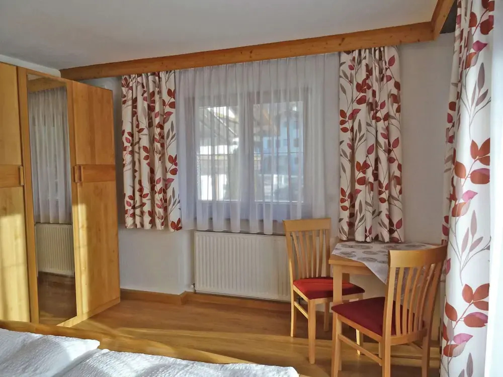 Apartment with balcony in Hart im Zillertaler