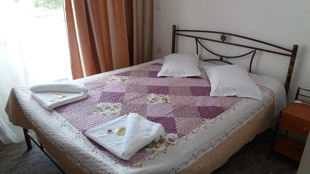 Iokasof Rooms