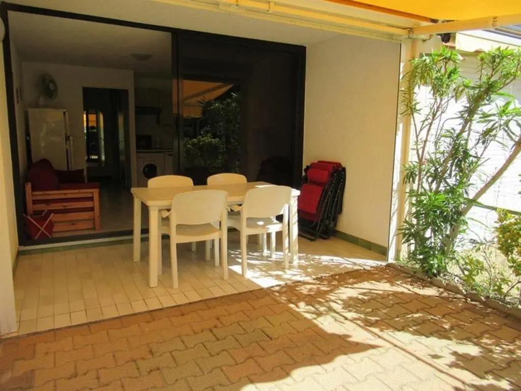 Appartement Le Grau-du-Roi, 2 pièces, 4 personnes - FR-1-307-111