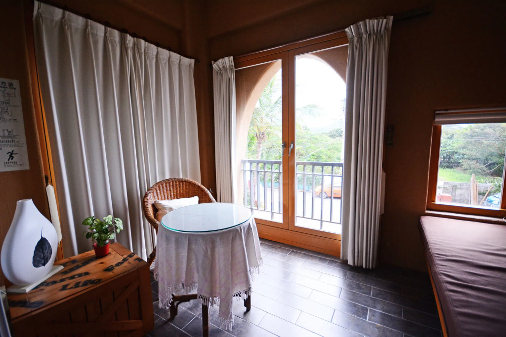 Fairyland & Farm Guest House
