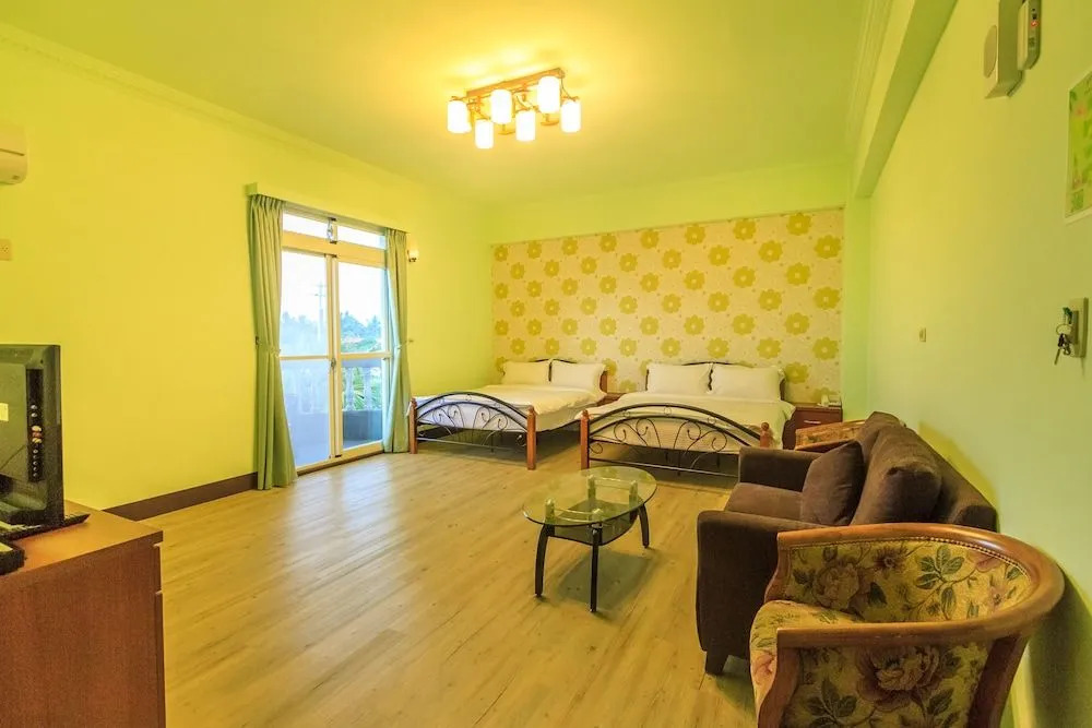 Starry Hotel