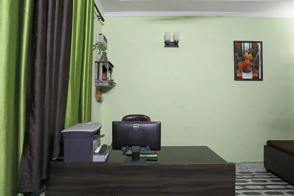OYO 46228 Krishna Residency