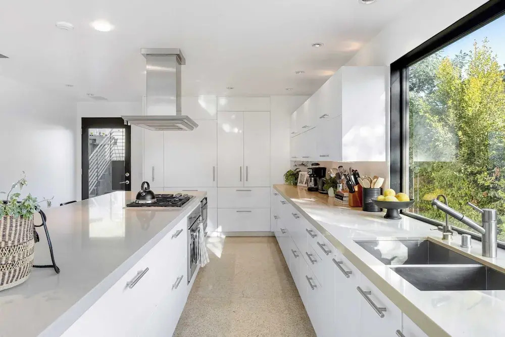 Kings Road West Hollywood Luxury Pool, Views, Firepit, Modern Design