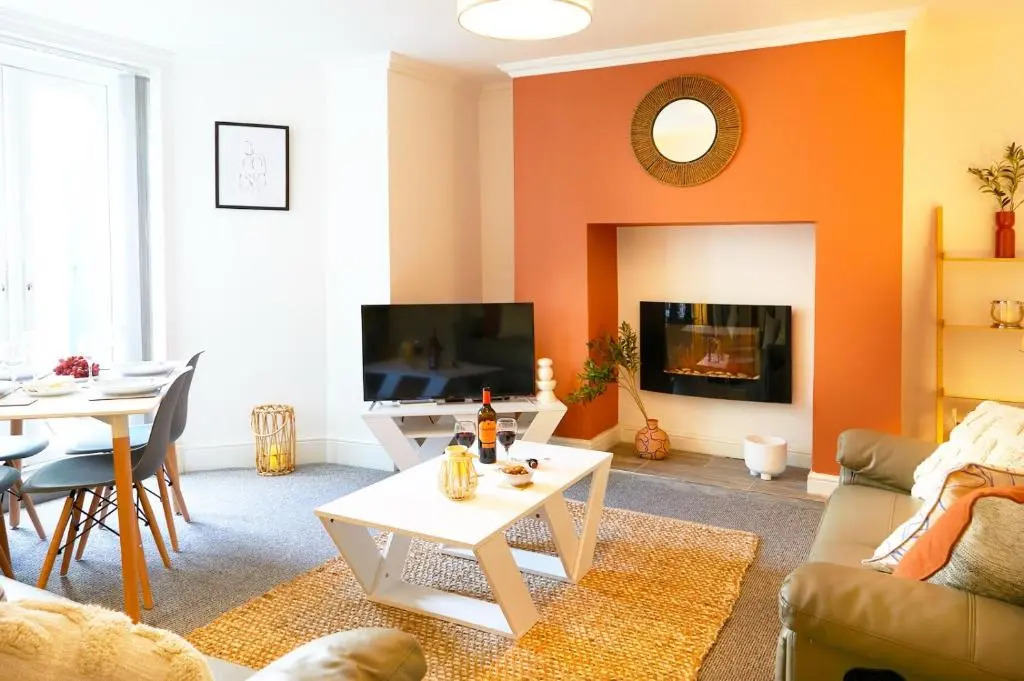 The Courtyard Apartment - Yorkshire Coast Holiday Lets