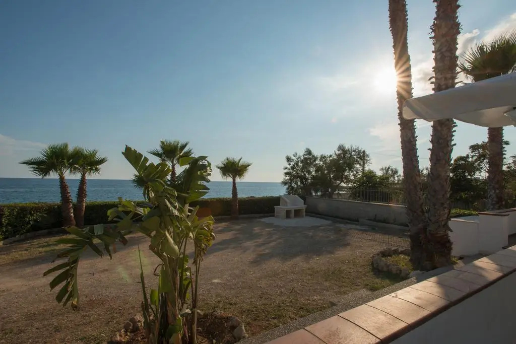 Blu Side Hotel & Residence