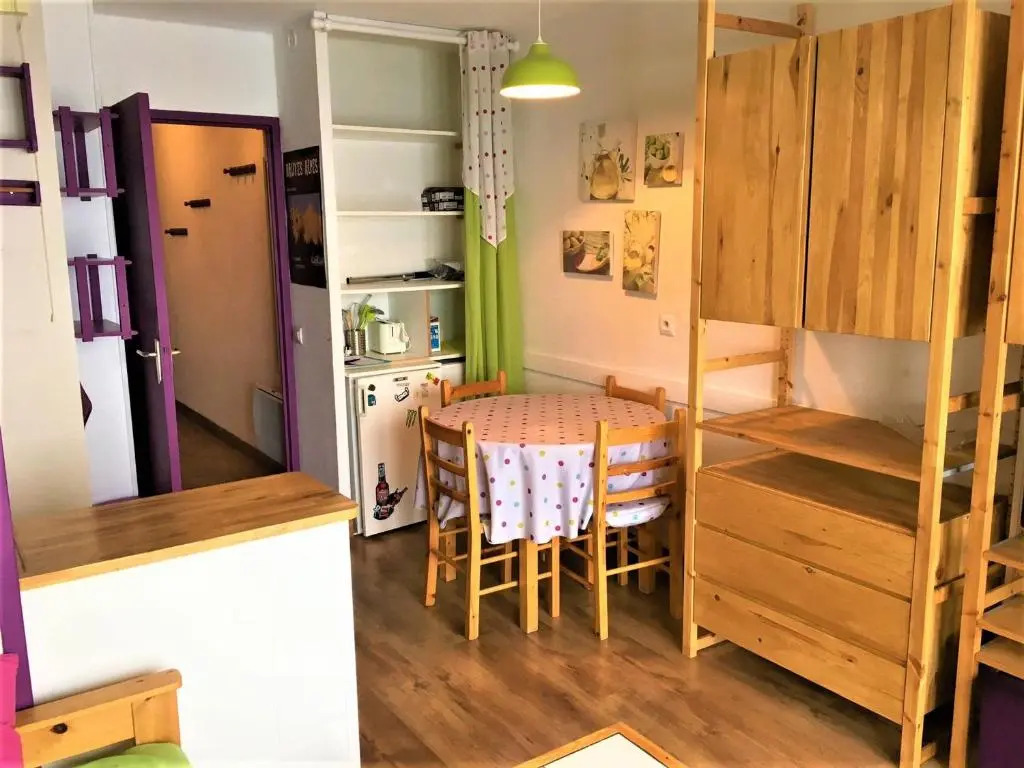 Appartement Le Dévoluy-Agnières-en-Dévoluy, 2 pièces, 4 personnes - FR-1-504-266