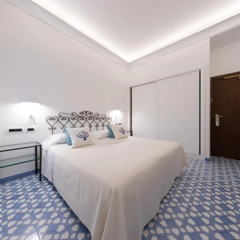 Hotel Aurora