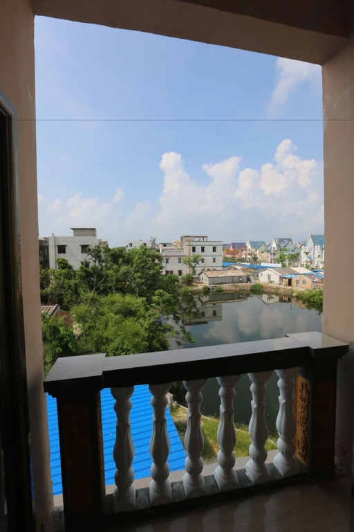 Yintan Fishing Village Inn