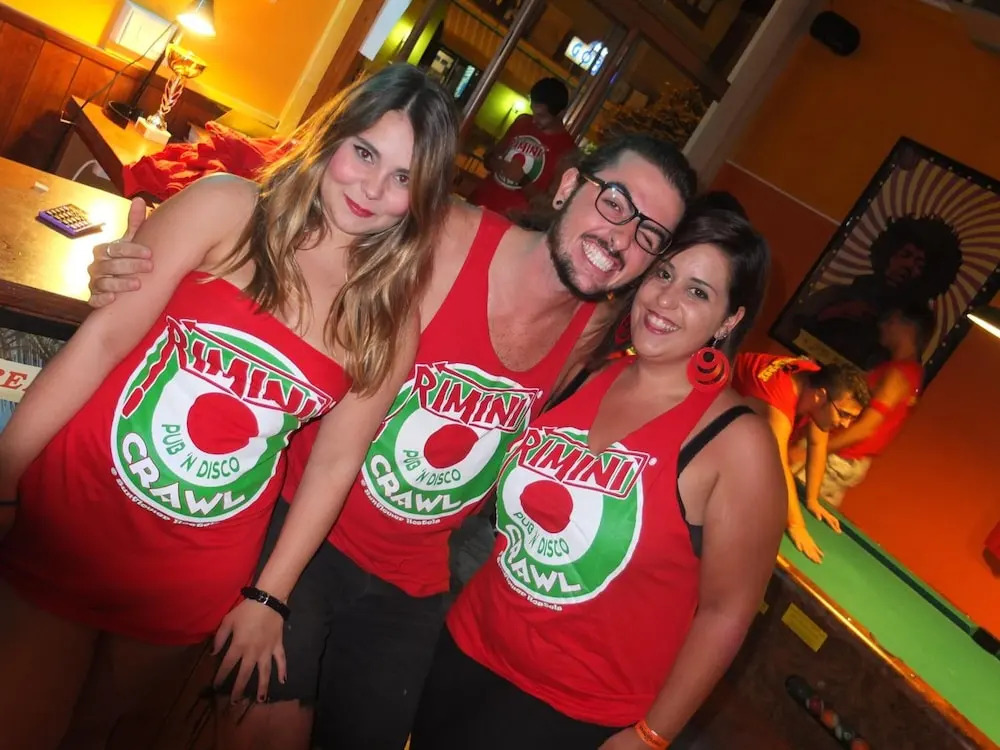 Sunflower Beach Backpacker Hostel & Bar