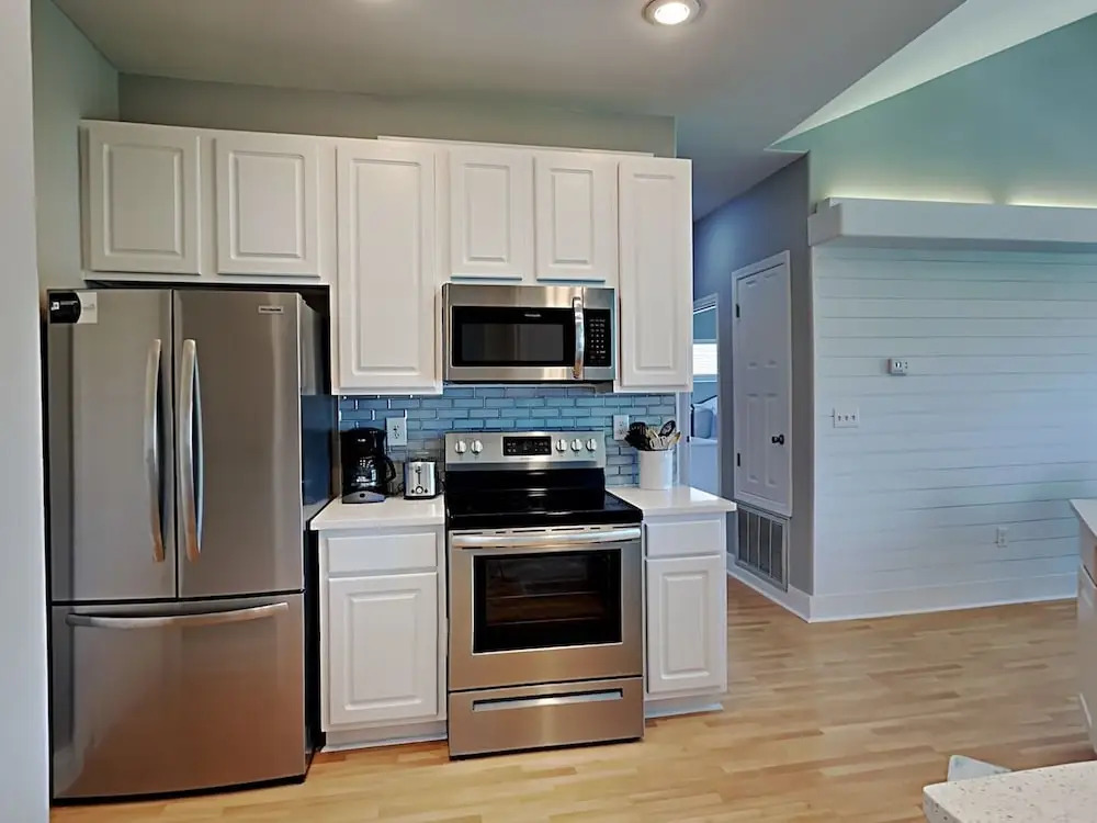 Sandpiper Cove #4213 by Southern Vacation Rentals
