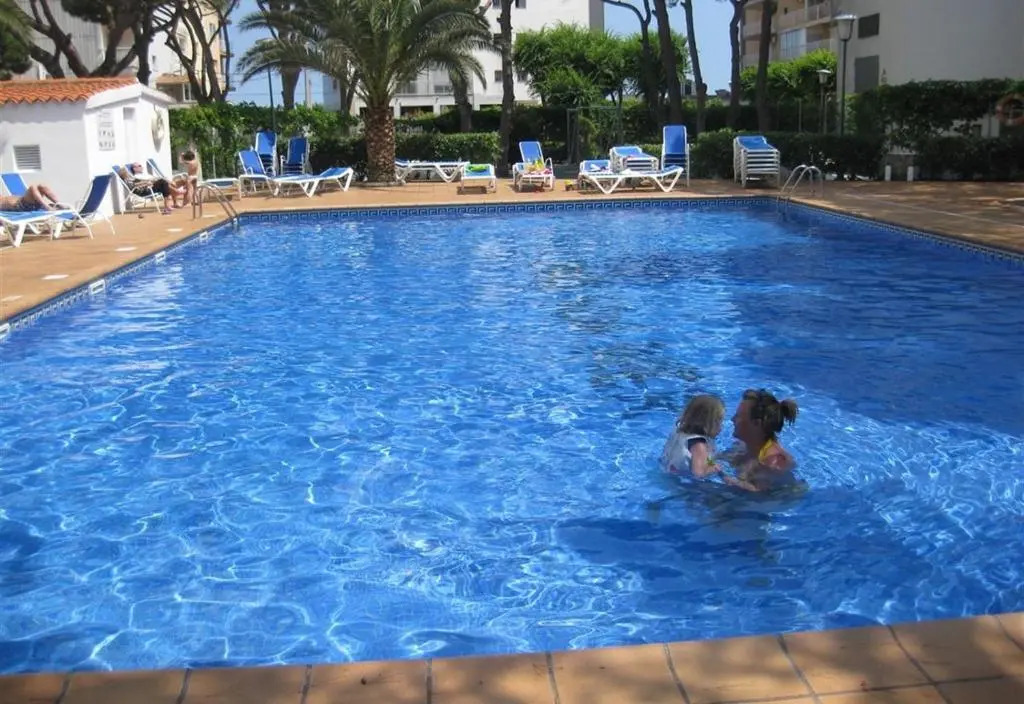 Apartment 60 mtres from the beach