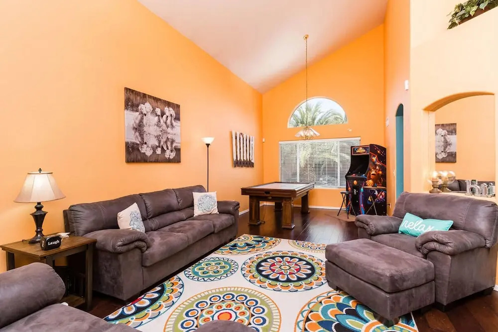 Chandler Oasis - 4 Bedroom by Casago