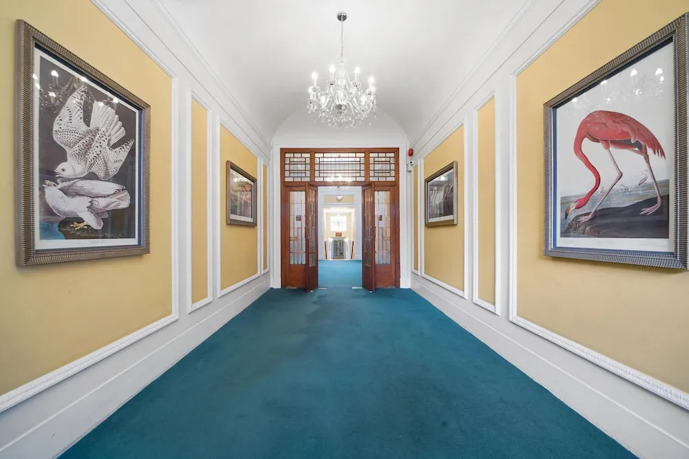 Kensington High Street Comfortable Serviced Apartment