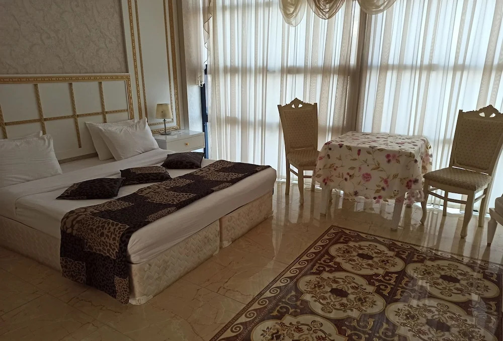 Kaspi Beach Resort