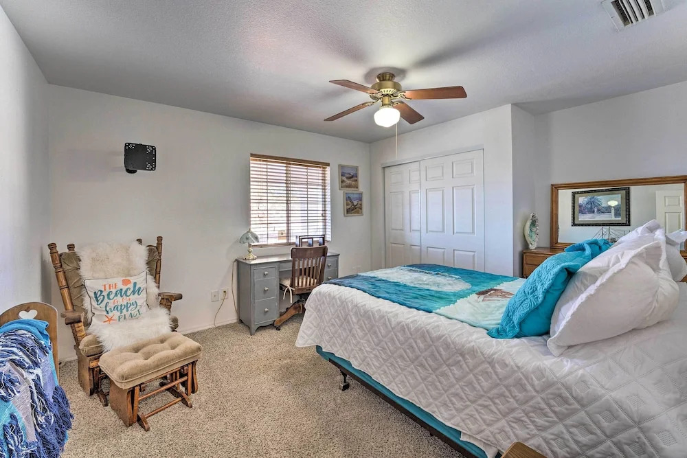 Lake Havasu City Home: Hot Tub & Swim Spa!