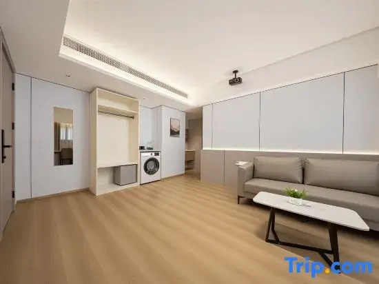 Yunshanju · High-altitude Homestay (Chongqing Auto Expo Center Xianwai City Garden)