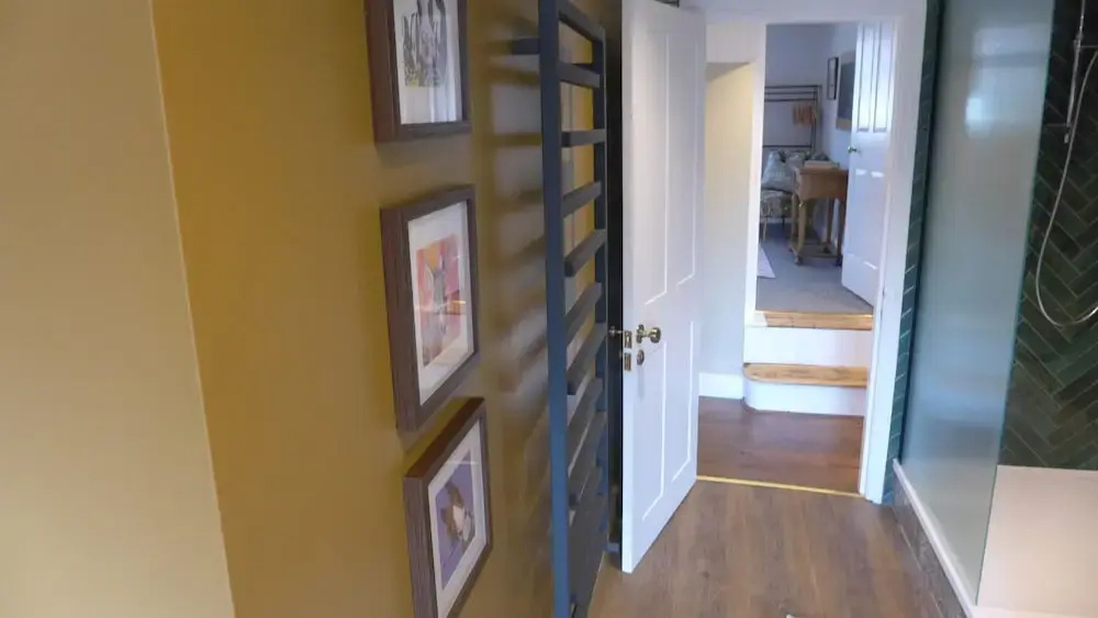 Royal Oak Retreat 2-bed - Sleeps 6 & Pet Friendly
