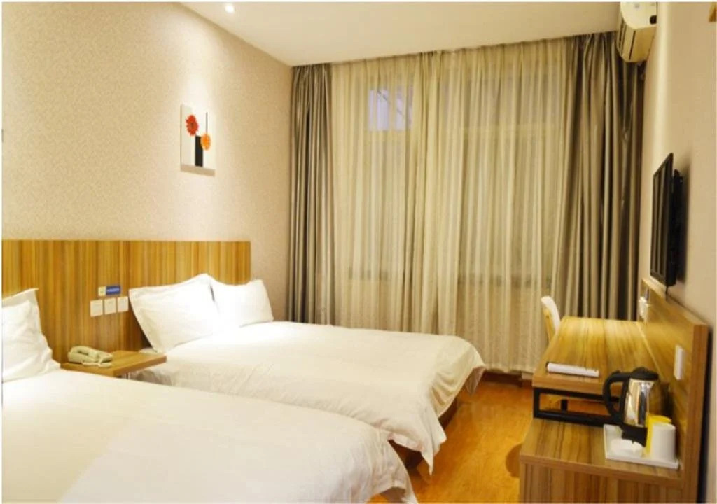 Eaka 365 Hotel Zhengding Airport Branch