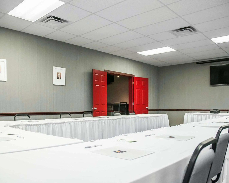 Comfort Inn Montreal - Laval - Highway 15
