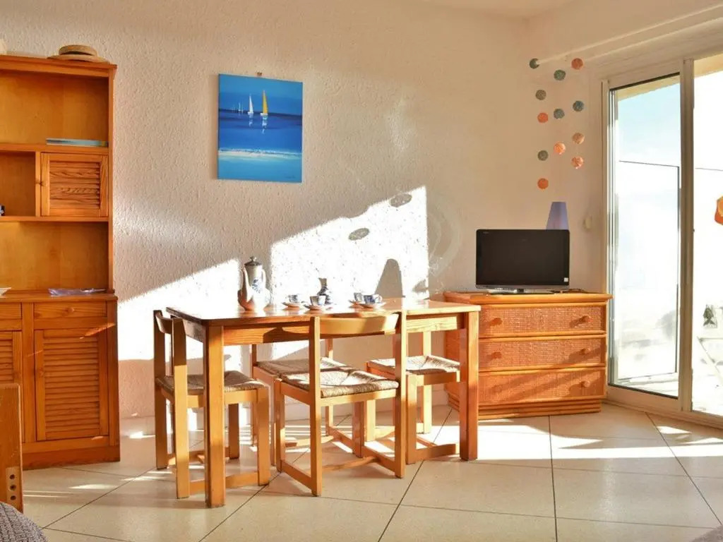 Appartement Le Lavandou, 2 pièces, 5 personnes - FR-1-251-381